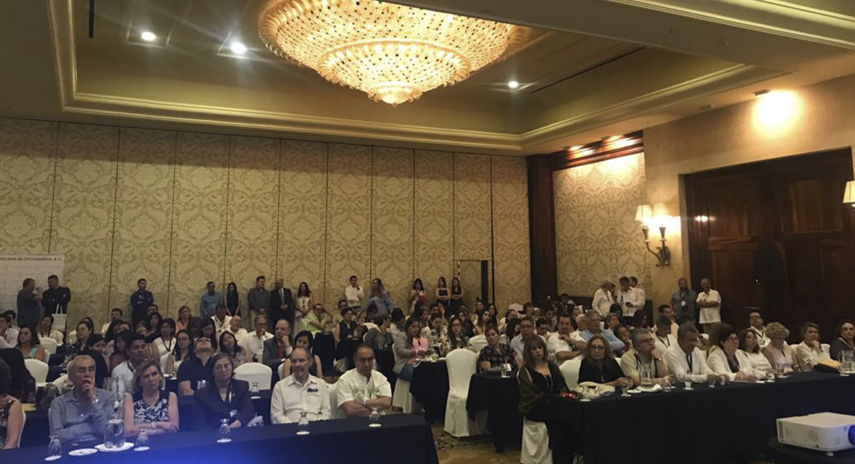 Congreso de Colegio Nacional de Cirujanos Dentistas 