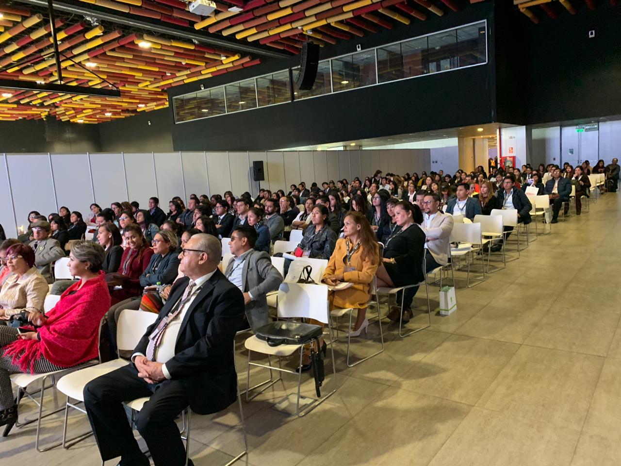 Conferencia Manejo de Pacientes con enfermedades coronarias en el consultorio dental FOLA Perú 2019