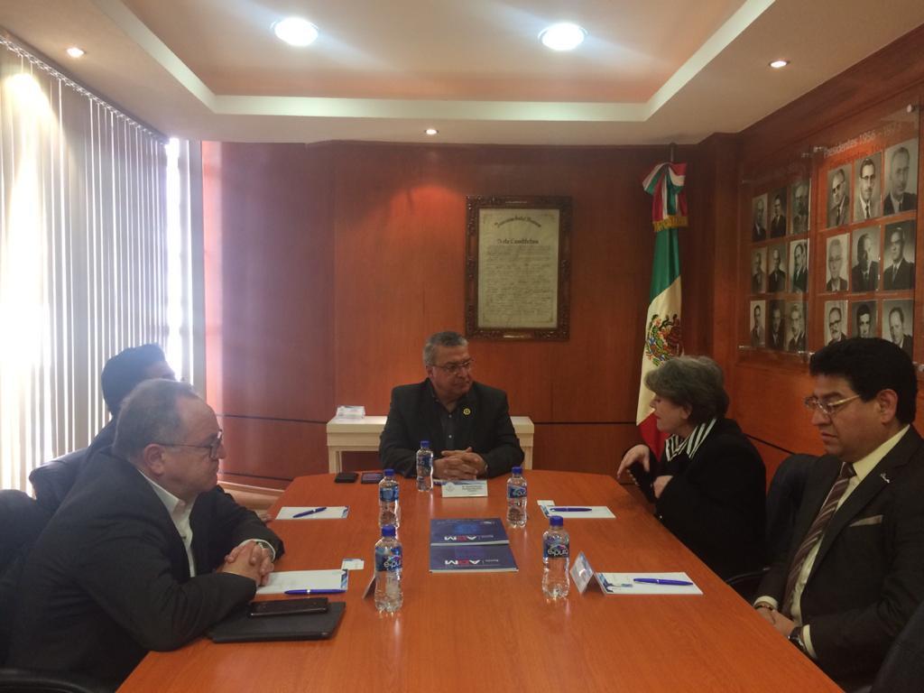 Reunión de Trabajo con CONAMED en Oficinas ADM