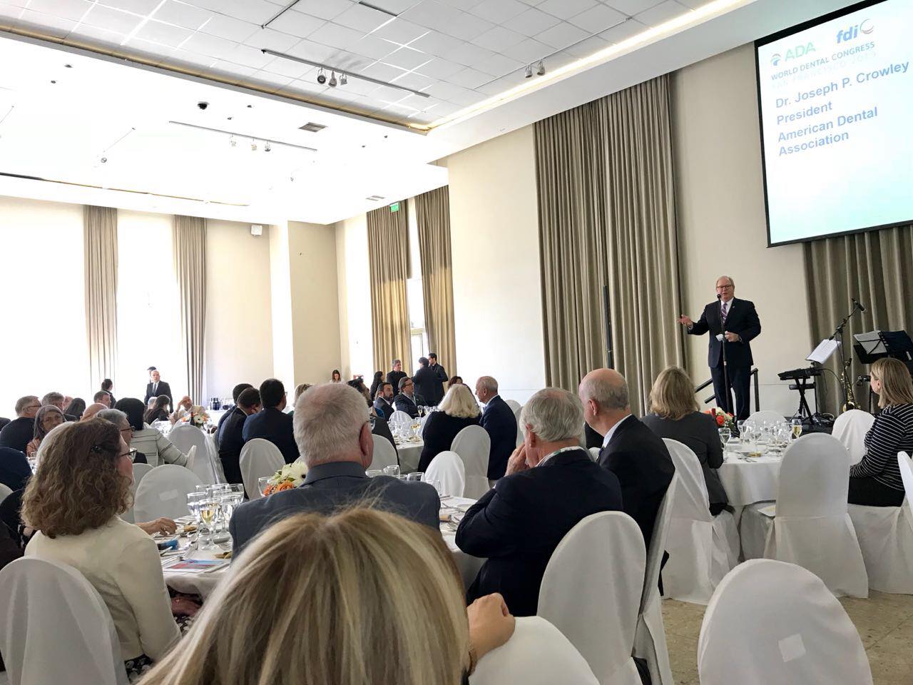 Presentación y promoción del próximo Congreso Dental Mundial FDI